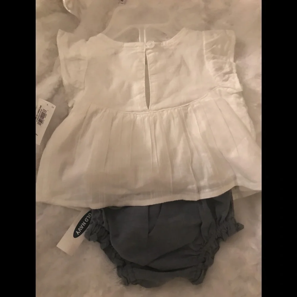 Old Navy adorable piece